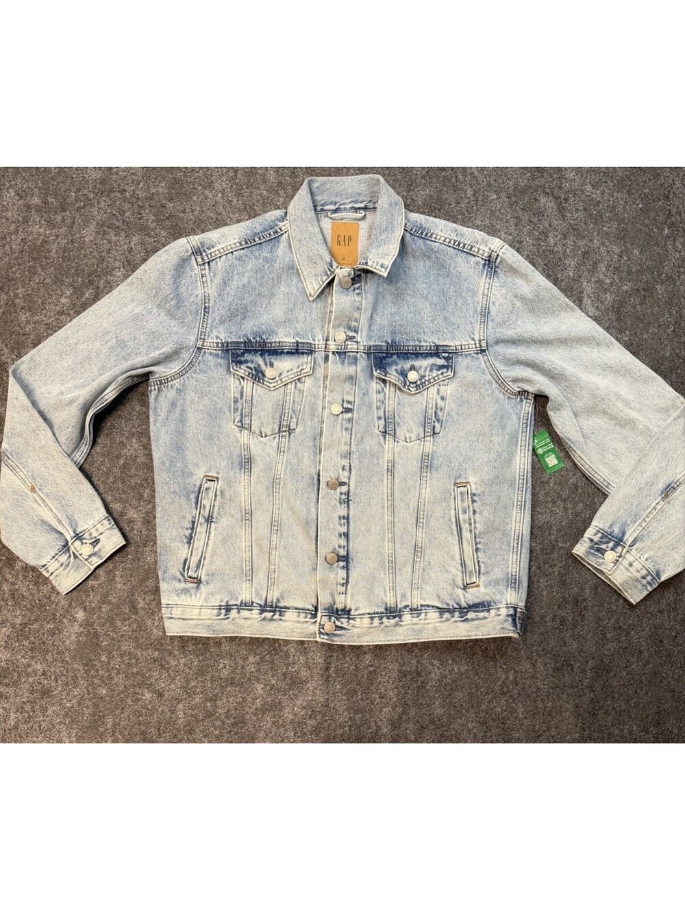 GAP Mens Medium Light Wash Denim Trucker Jacket Button Front 100% Cotton NWT